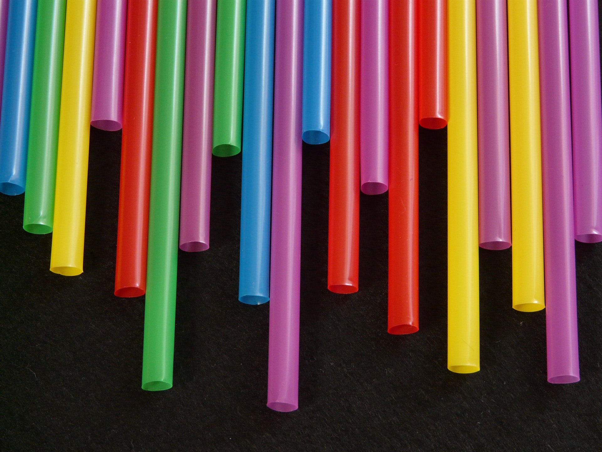 straws-tube-plastic-colorful-65612