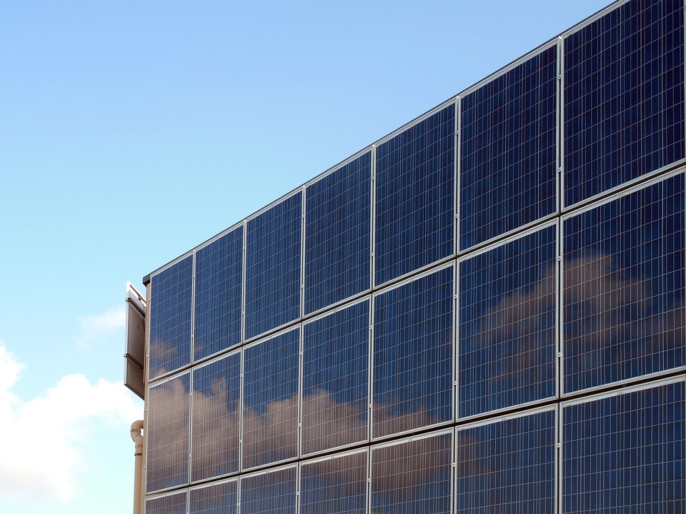 solar-cells-2590968_960_720